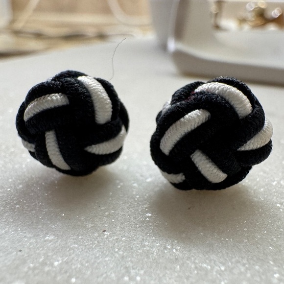 Black and White Knot Rope Stud Earrings - Picture 2 of 4